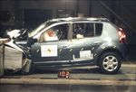 A biztonságon is spórol a Dacia, Törés: Dacia Sandero (2008)